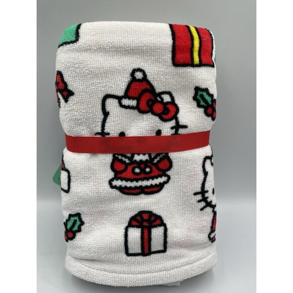 Hello Kitty Christmas Holiday Kitchen Hand Towels 2 Pack Set New Santa Hat 16x28 - Picture 1 of 7